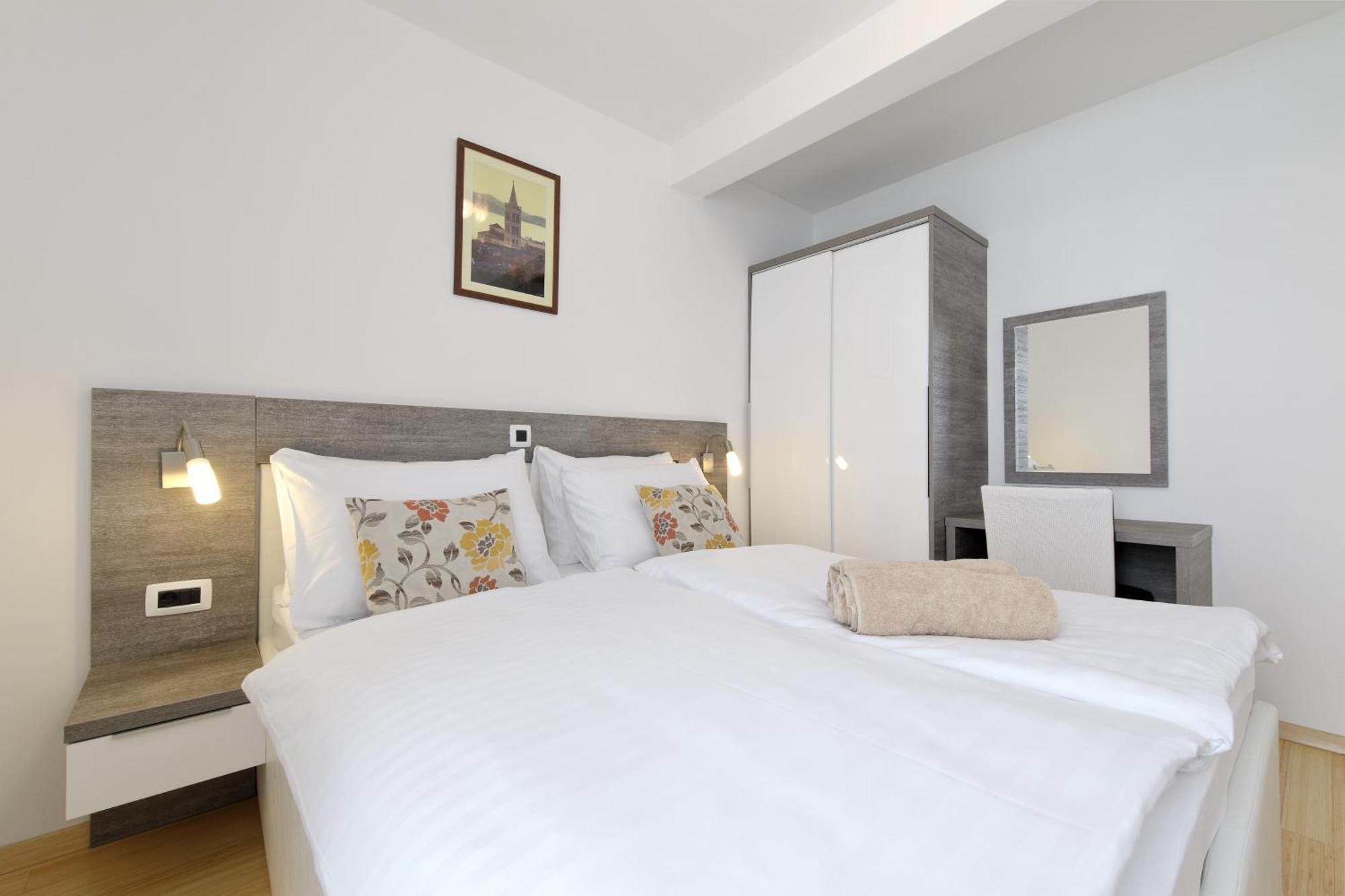 Sunnyside Apartments Resort Petrčane Kültér fotó
