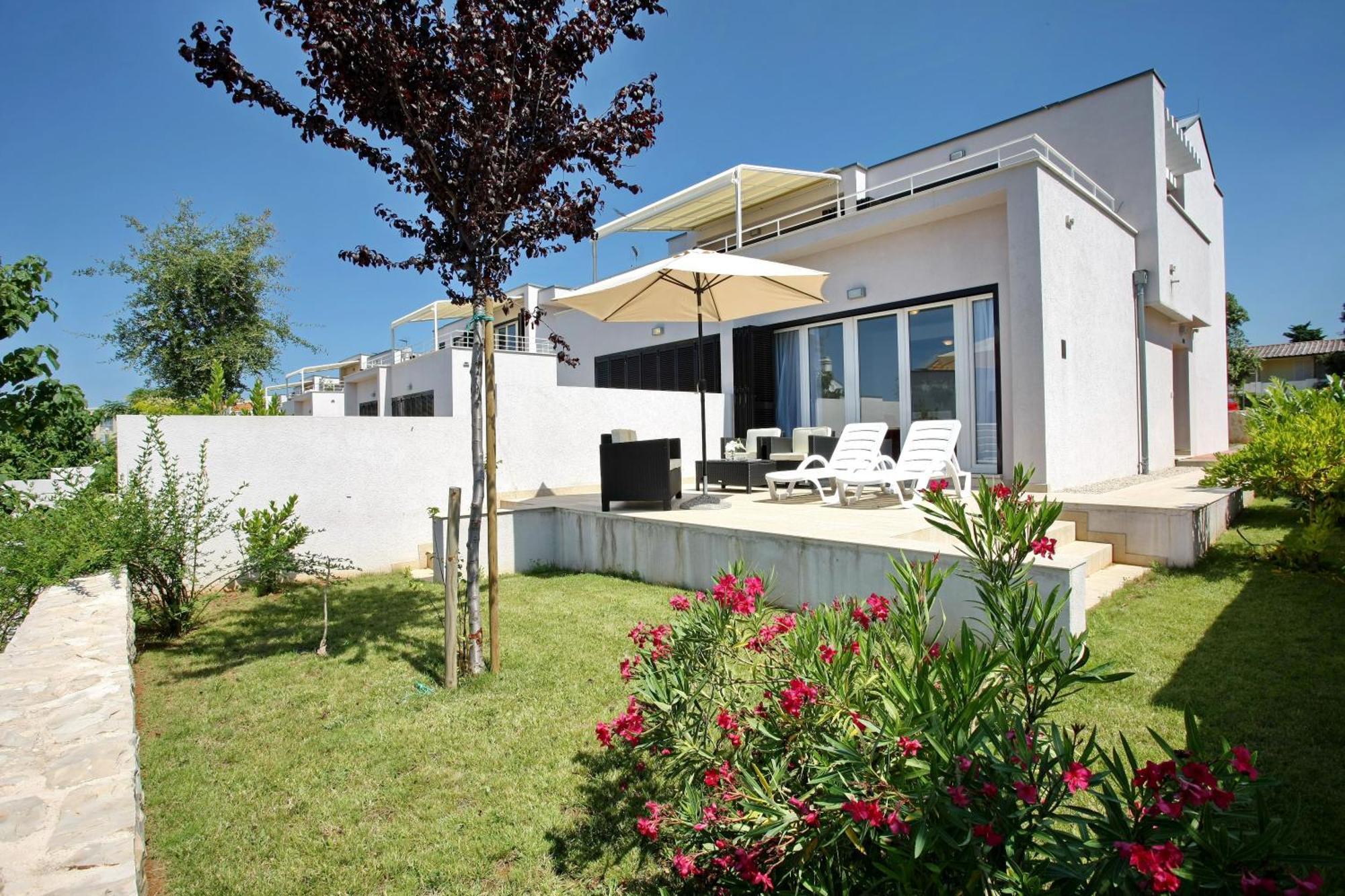 Sunnyside Apartments Resort Petrčane Kültér fotó