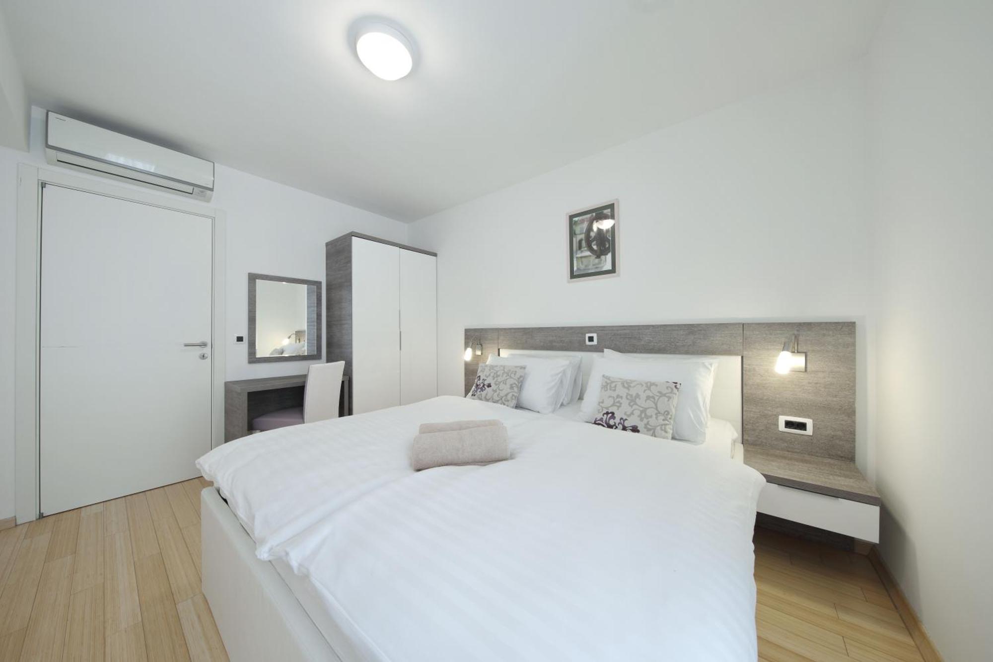 Sunnyside Apartments Resort Petrčane Szoba fotó